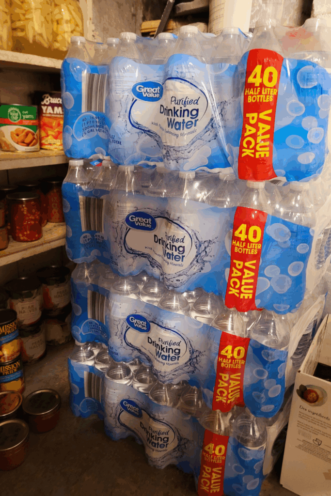 Image illustrates SHTF prepper's pantry to apocalypse-proof your food supply. 