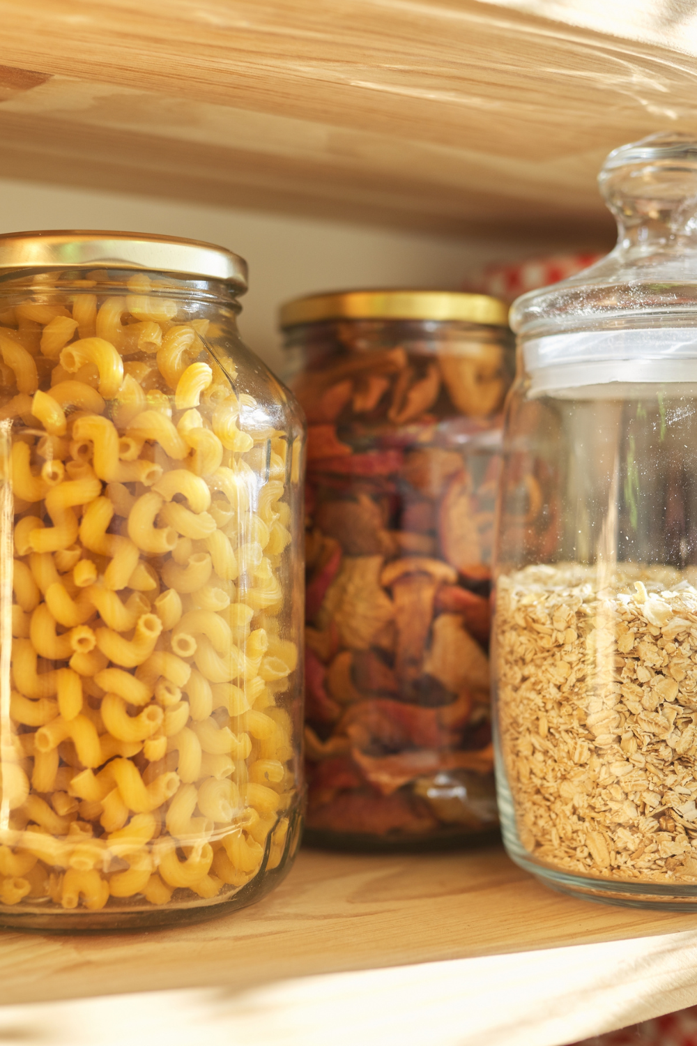 Image illustrates food for the best foods to stockpile.