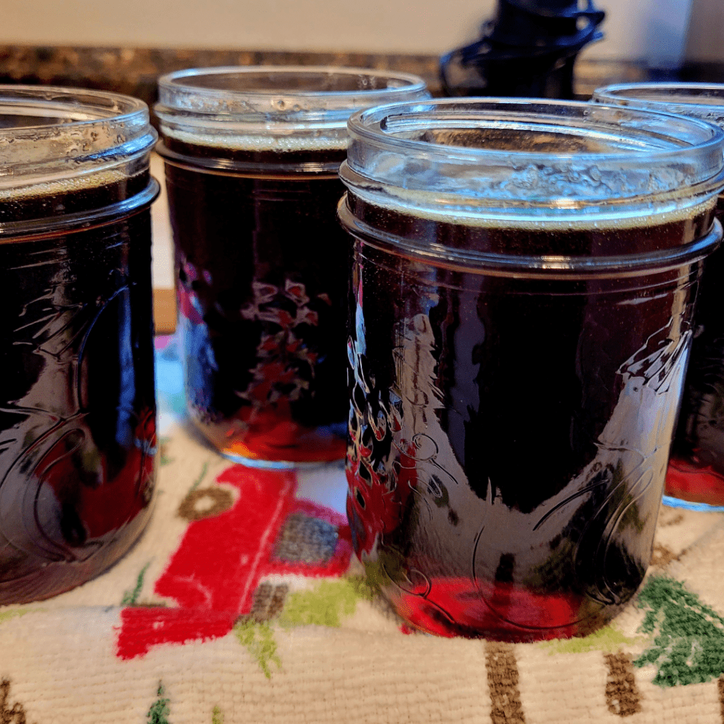 Image illustrates root beer float jelly.