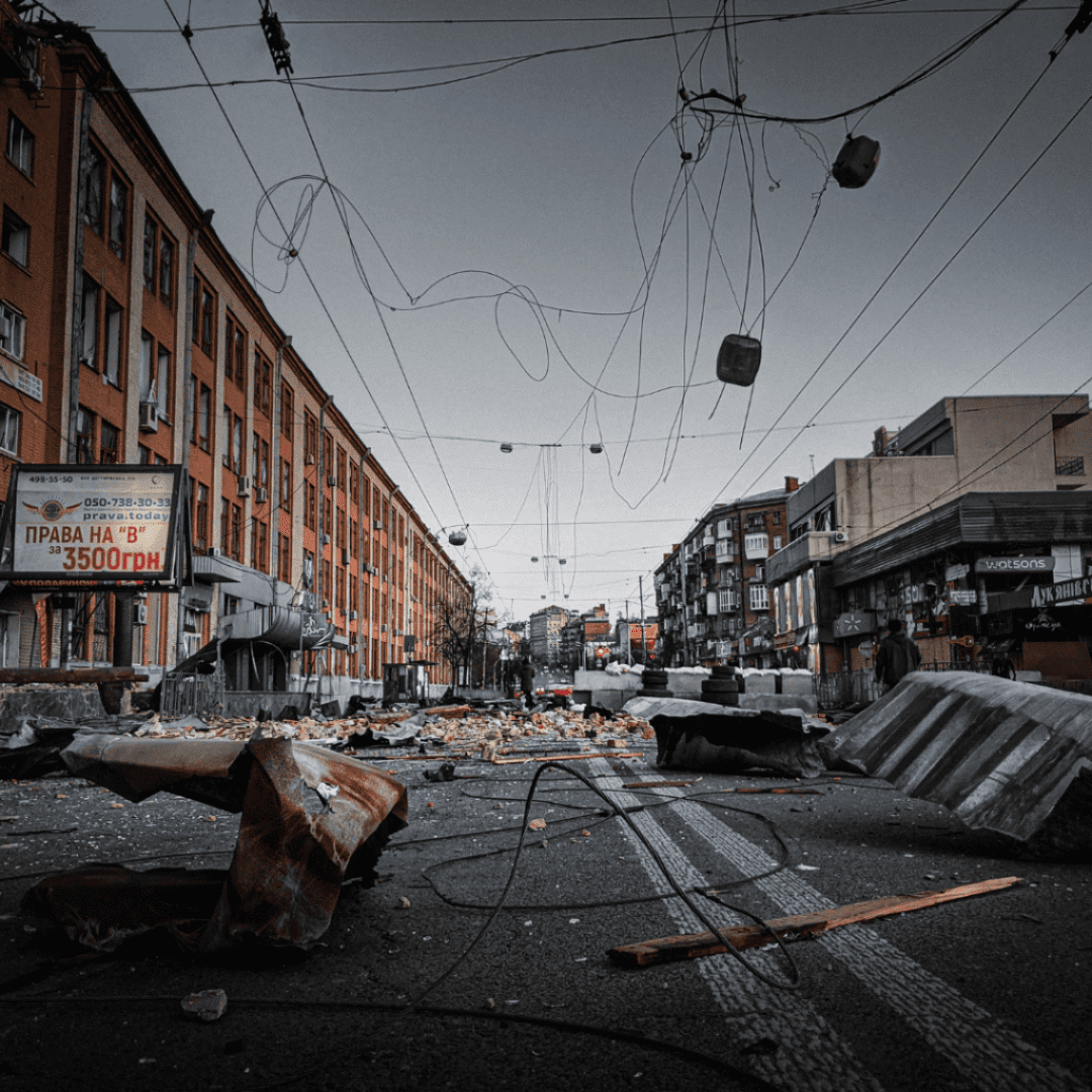 Image illustrates a doomsday town demonstrating what do doomsday preppers stock.