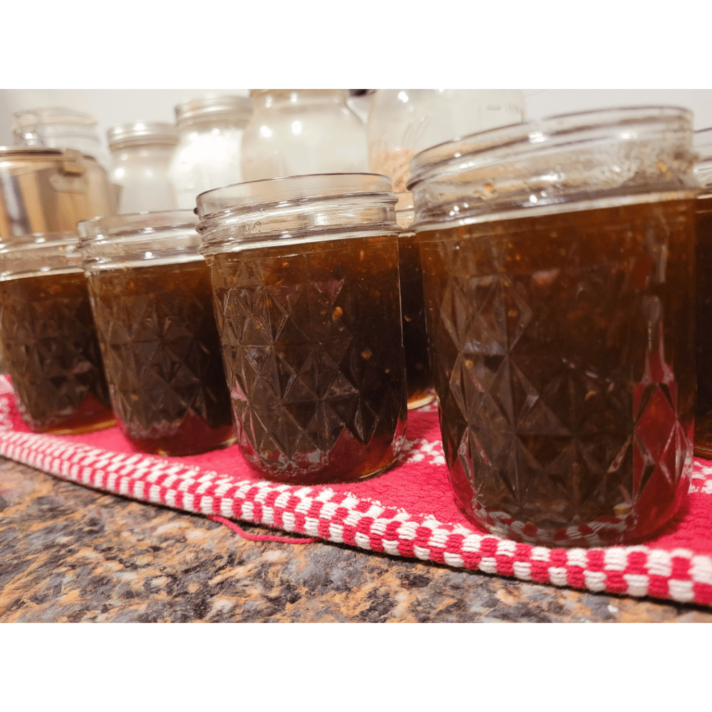 Image illustrates roasted pepper jam.