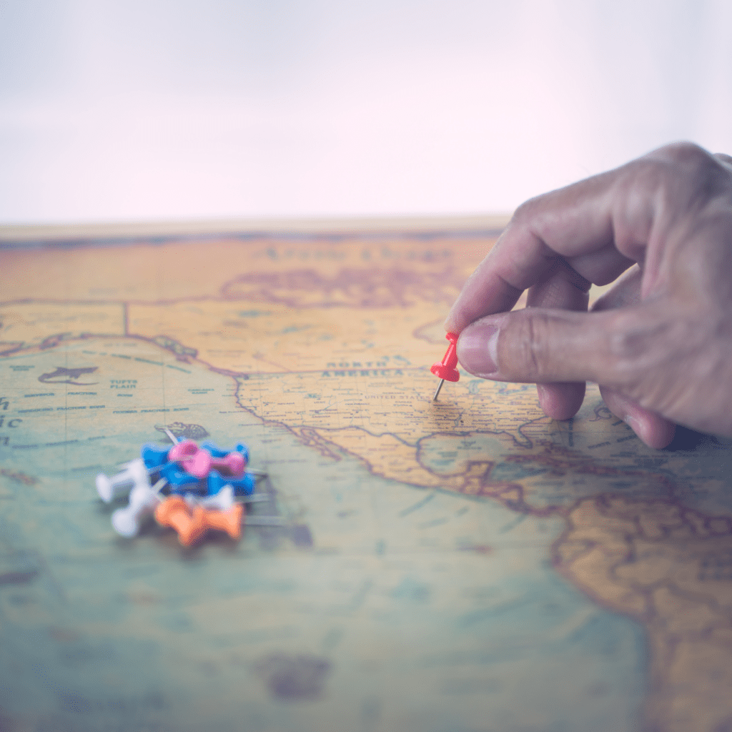 Image illustrates the best states to live off grid.