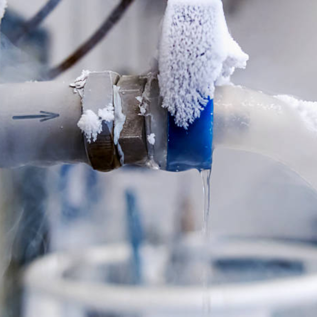 Image illustrates how to prevent pipes from freezing.