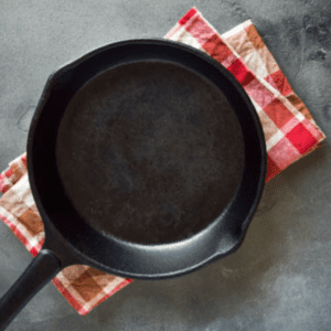 Image illustrates the best cast iron cooking pans.