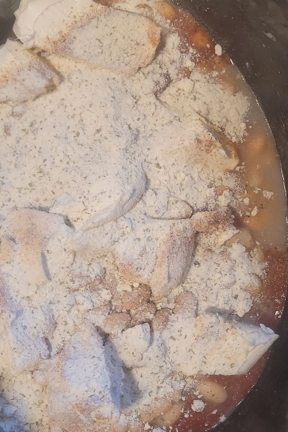 Image illustrates creamy chicken tacos.