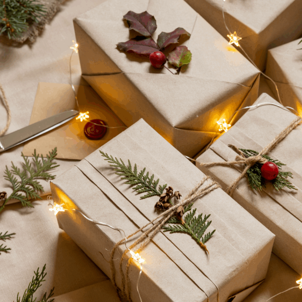 Image illustrates eco-friendly wrapping paper and cards.