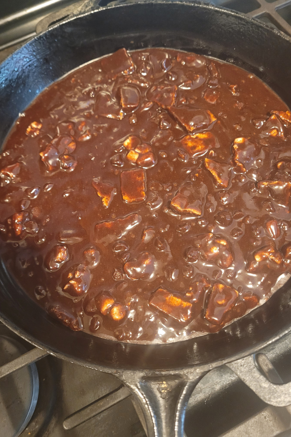 Image illustrates s'mores brownies.