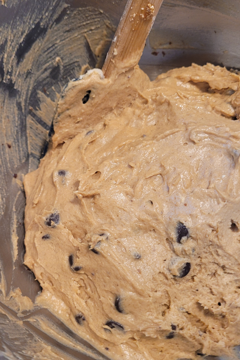 Image illustrates sourdough pumpkin chocolate chip cookies.
