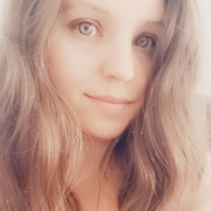 The Off Grid Barefoot Girl have a slow and meaningful holiday season.